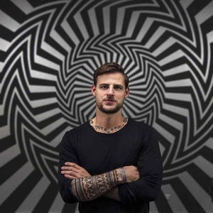 Lewisink | Paris, France | iNKPPL