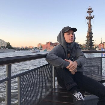 타투이스트 Adrian Sanchez