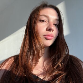 타투이스트 Ginger Lines / Anna