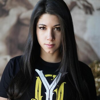 타투이스트 Yesy Tattoo