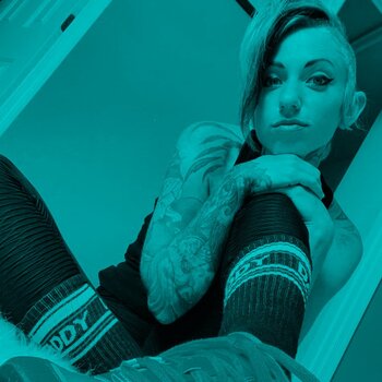 타투이스트 Teresa Sharpe