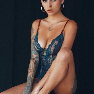 🔥 핫 포토, 모델 포트폴리오  #24937 타투 모델 Sara Calixto