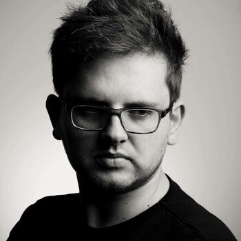 타투이스트 Karol Rybakowski