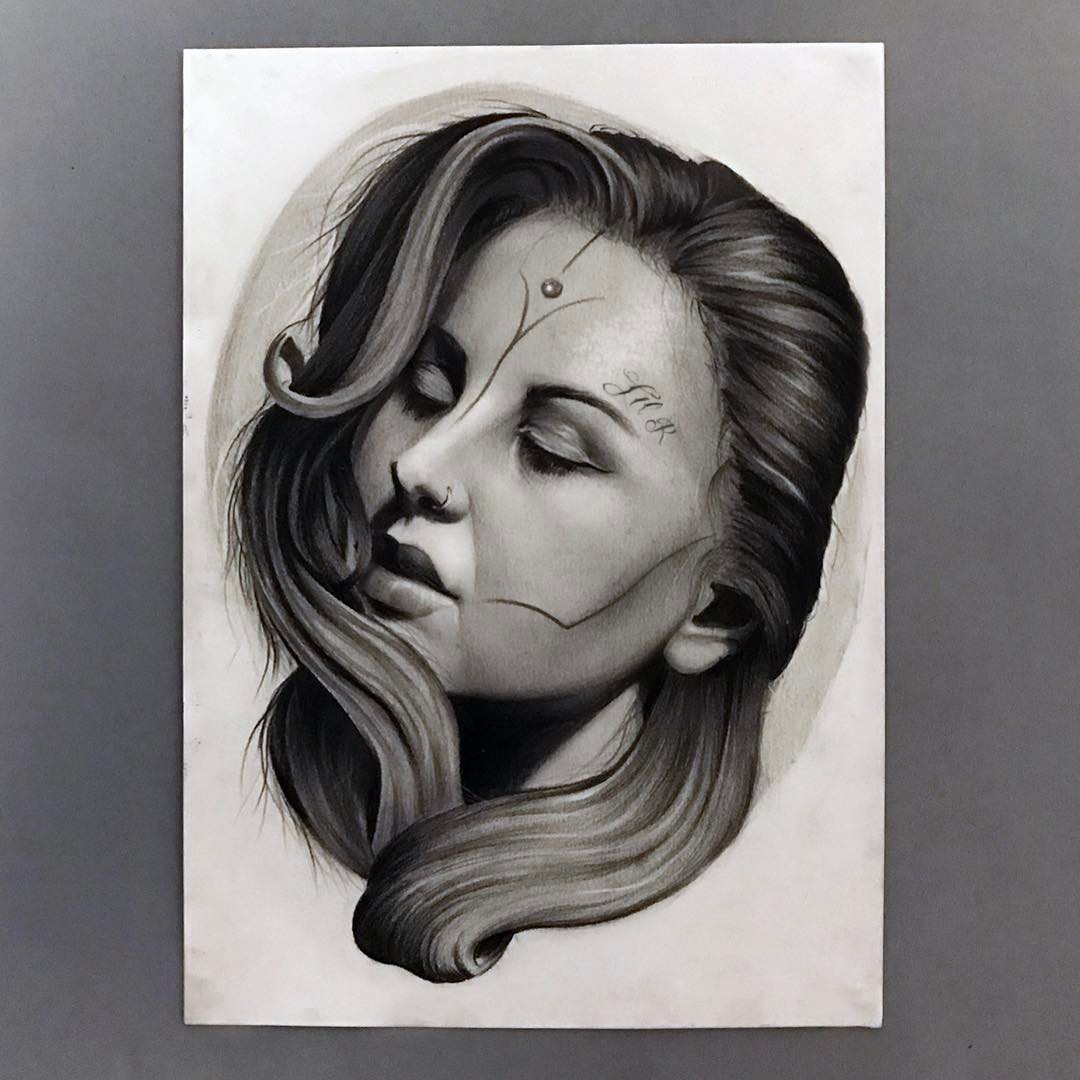 Портрет девушки эскиз татуировки в реализме