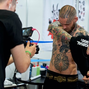 10º Congresso Internacional de Convenção de Tatuagem de Moscou | Dia 1