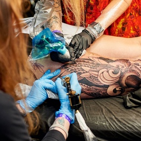 10º Congresso Internacional de Convenção de Tatuagem de Moscou | Dia 1