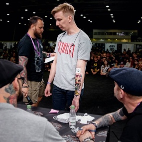 10º Congresso Internacional de Convenção de Tatuagem de Moscou | Dia 1