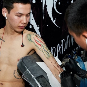 10º Congresso Internacional de Convenção de Tatuagem de Moscou | Dia 1