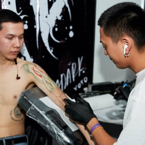 10º Congresso Internacional de Convenção de Tatuagem de Moscou | Dia 1