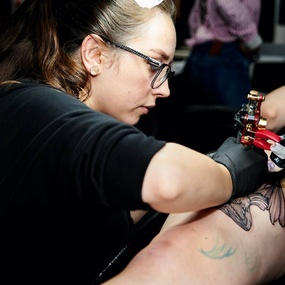 10º Congresso Internacional de Convenção de Tatuagem de Moscou | Dia 1