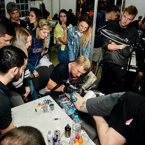 10º Congresso Internacional de Convenção de Tatuagem de Moscou | Dia 1