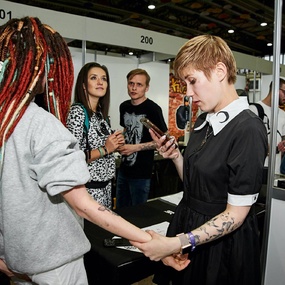 10º Congresso Internacional de Convenção de Tatuagem de Moscou | Dia 1