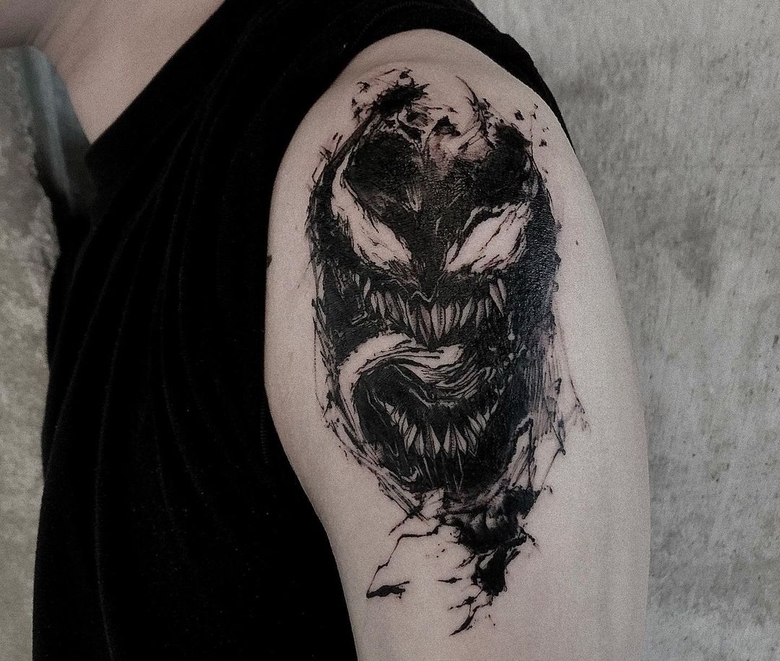 marvel Venom tattoo by @pov_tattoo 