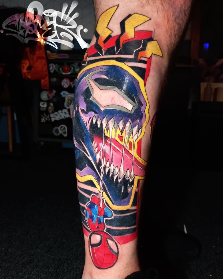 marvel Venom tattoo by @gaviria.tattoo 