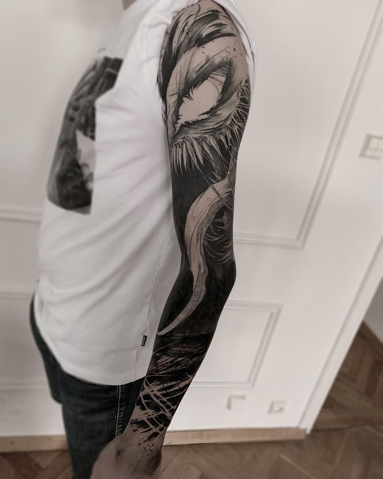 marvel Venom tattoo by @mate_tat 