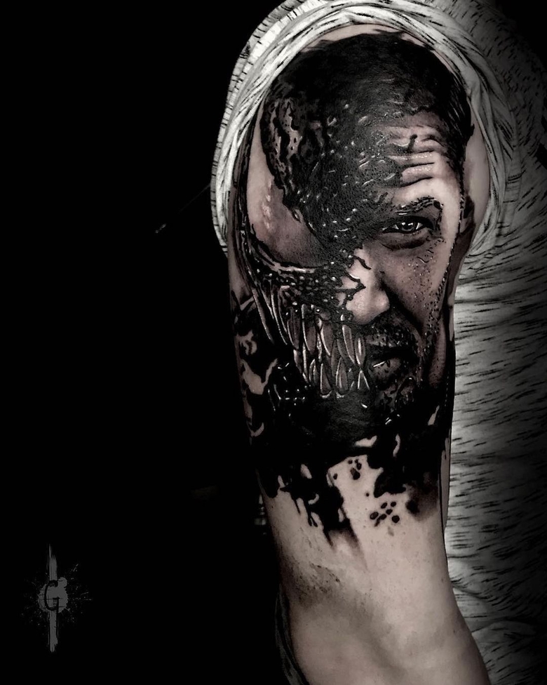 marvel Venom tattoo by @zerostylu.ink 