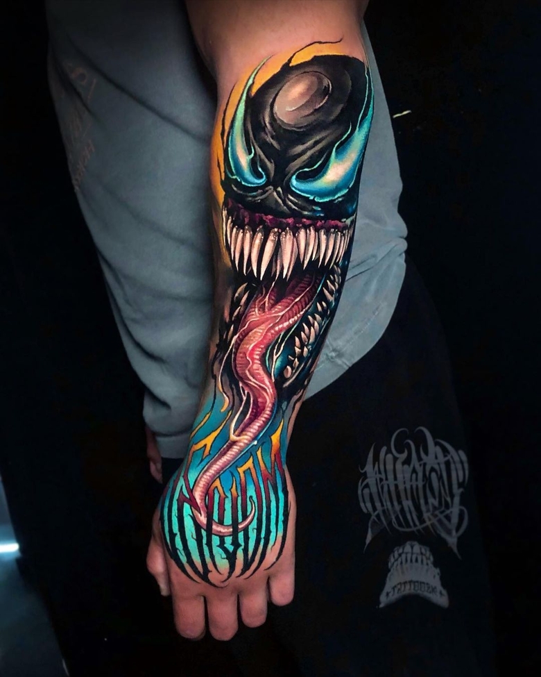marvel Venom tattoo by @khailtattooer 