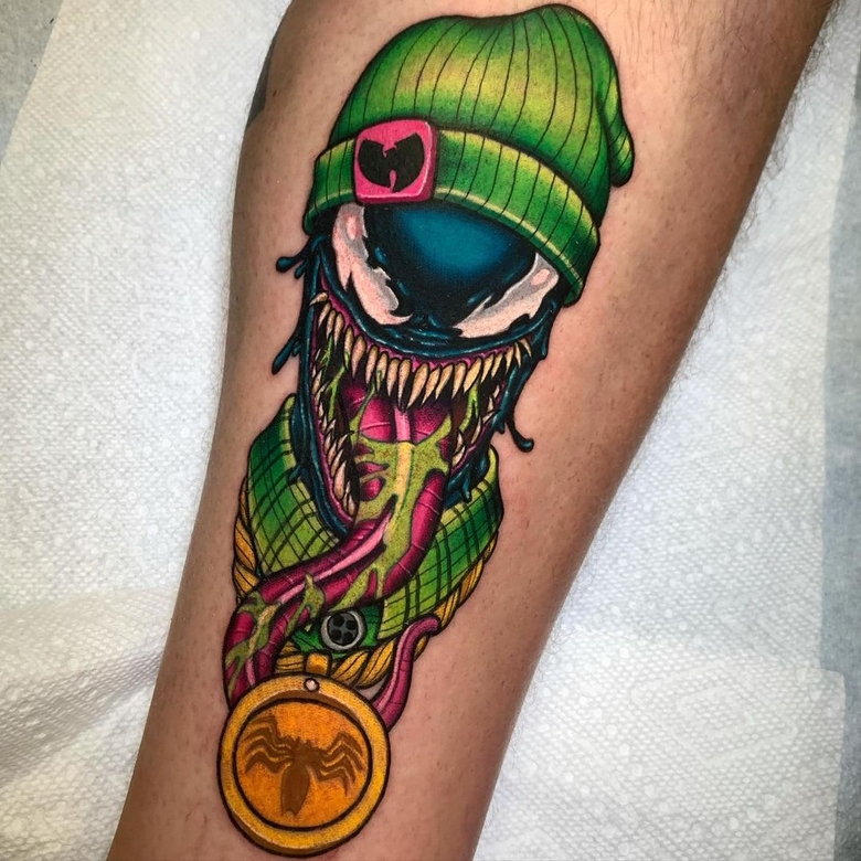 marvel Venom tattoo by @jonleightontattoo 