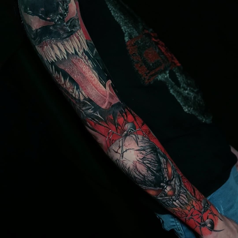 marvel Venom tattoo by @tattoo_maik 