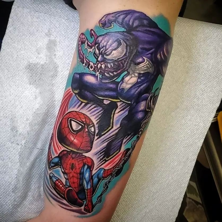 marvel Venom tattoo by @adamaguastattoos 