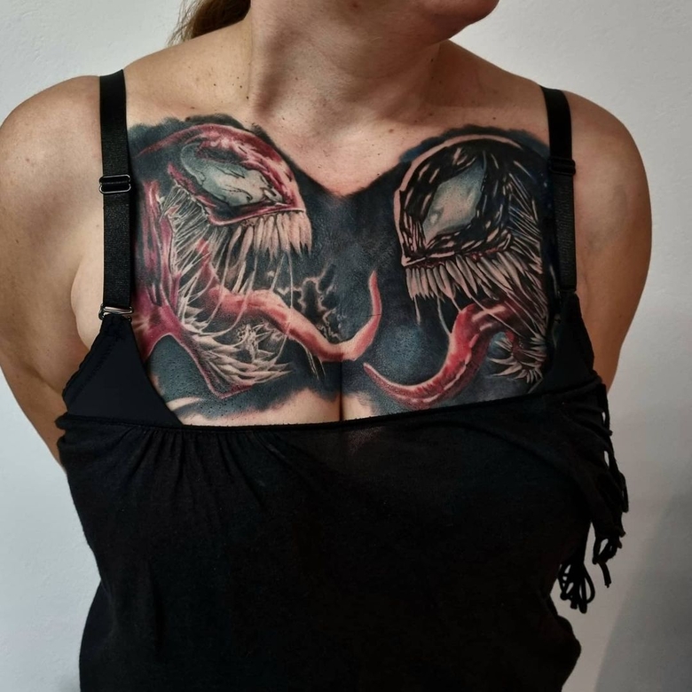 marvel Venom tattoo by @bobi.ink 