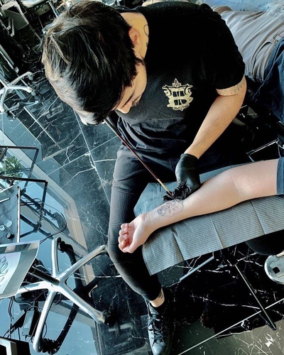 Tatuagem tradicional tailandesa - Studio de Tatuagem Bamboo