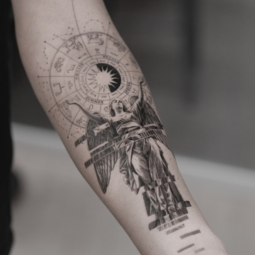 A magia da geometria em tattoos realistas por Evan Summers