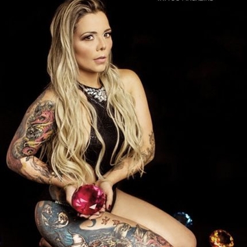 Projeto social de tatuagem internacional «We Are Diamonds» por Karlla Mendes