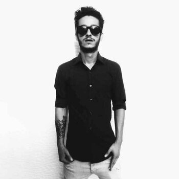 Artista de tatuagem Ahmet Cambaz
