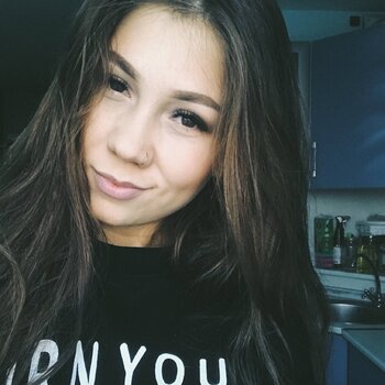 Artista de tatuagem Natalya Sazhina