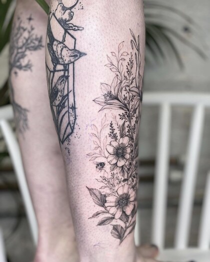 Ideias de tatuagem #47083 Tatuador Lyria Flora la moon