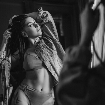 Artista de tatuagem Ekaterina Smirnova