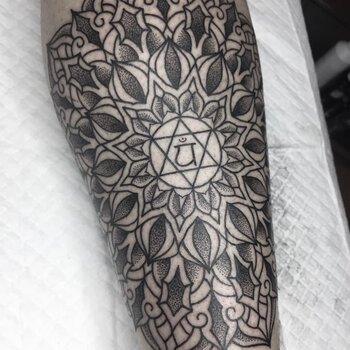 Artista de tatuagem Jon James Case