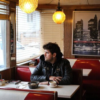 Artista de tatuagem Fred Thomas