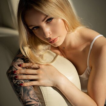 Artista de tatuagem Katia Ink