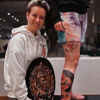 Artista de tatuagem @lulutattooart