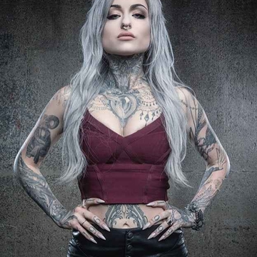 Tatuador Ryan Ashley Malarkey