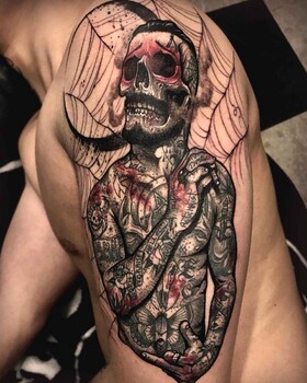 Conceito único do autor em tatuagens por Varo Tattooer