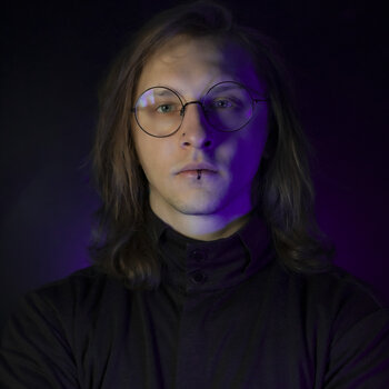 Artista de tatuagem Janis Cepuritis