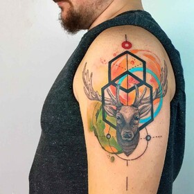 Tatuagens aquareladas por Baris Yesilbas