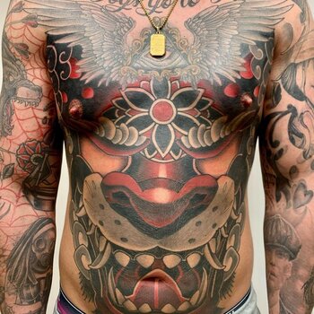 Artista de tatuagem Búri