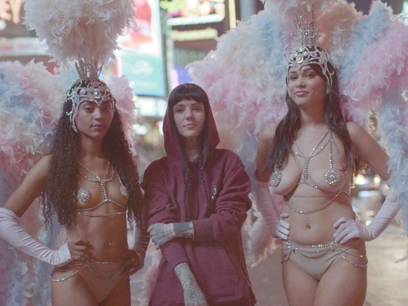 Artista de tatuagem, modelo e estrela de TV Grace Neutral | Reino Unido