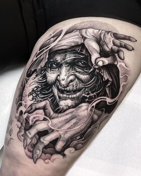 Tatuagens escuras e belas por Andre Fantini