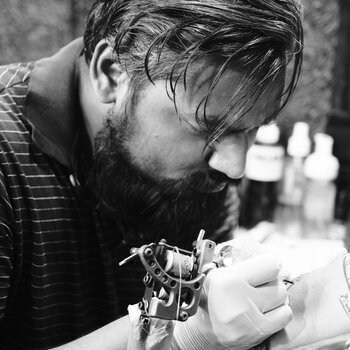 Artista de tatuagem Ajay yadav
