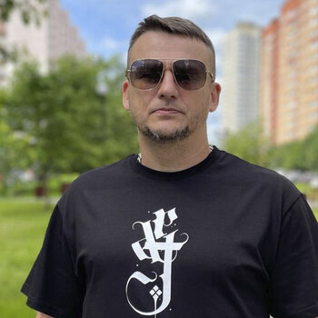 Artista de tatuagem ROMAN MIGURA