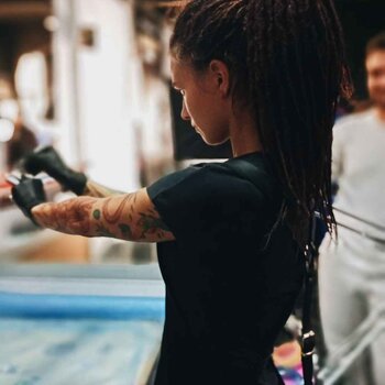 Artista de tatuagem Vlada Fedotova