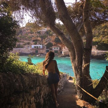 Artista de tatuagem Paola Fernández