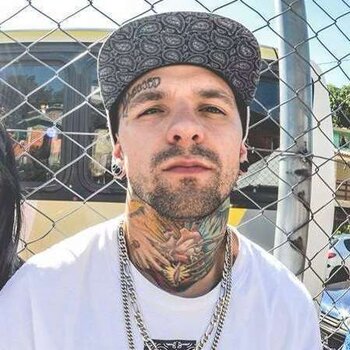 Artista de tatuagem Patric Grazziotin