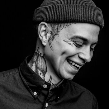 Artista de tatuagem Sasha Kot