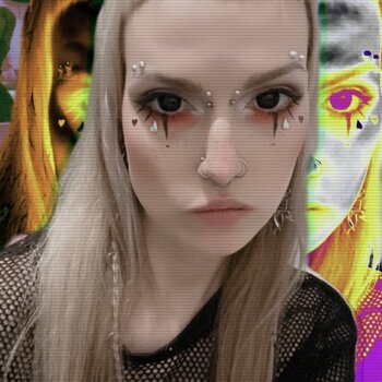 Artista de tatuagem Lika Lesova